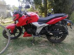 TVS Apache RTR 160 4V